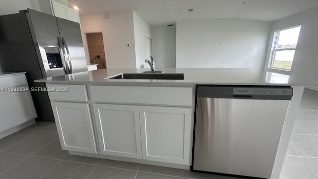 Building Photo - 303 Artemis St