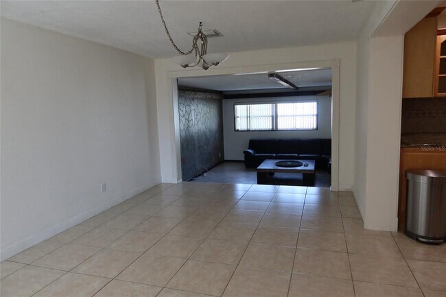 Building Photo - 3713 Benson Ave N