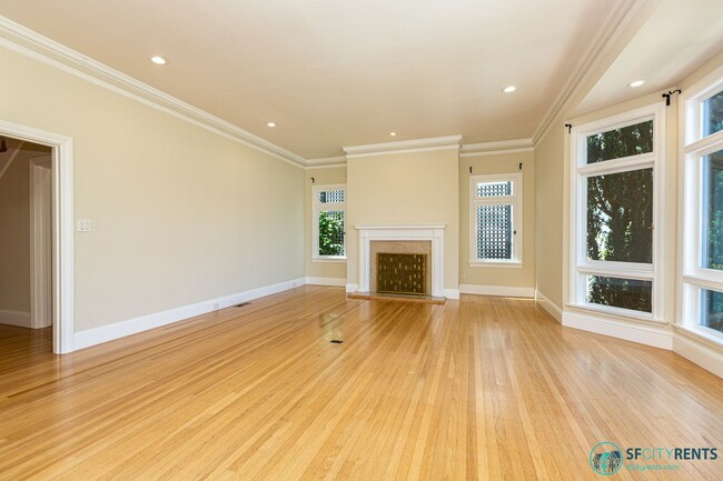 Building Photo - Pacific Heights: Remodeled Single Family H...