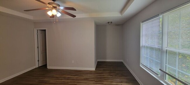 Building Photo - COMING SOON: Renovated 3BR 2BA Home w/ 2-Car Garage • Open-Concept Kitchen in Griffin