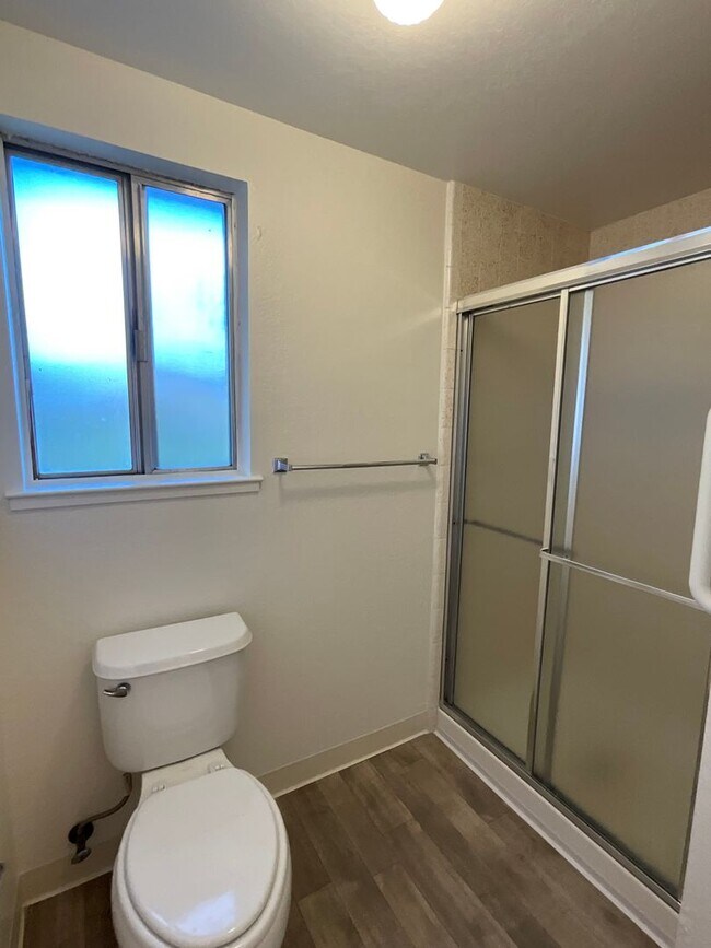 Building Photo - SPACIOUS 3 BED HOME IN ROCKLIN!!