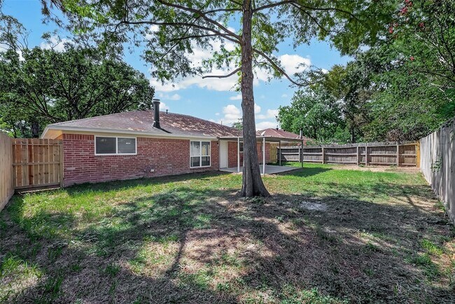 Building Photo - 29210 Binefield St