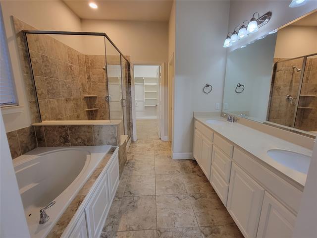 Building Photo - 4667A Rhett Ln