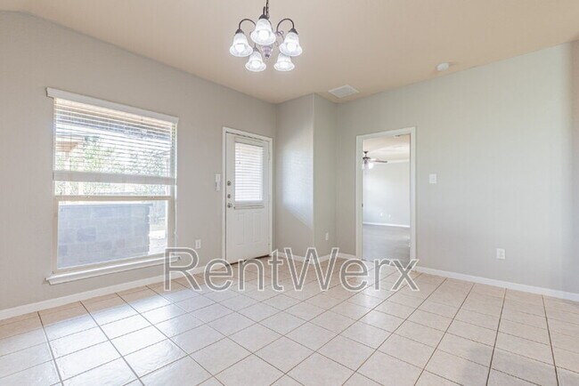 Building Photo - 5815 Southern Knoll