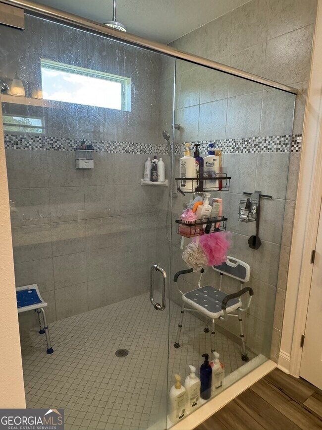 Building Photo - 205 Starboard Ct