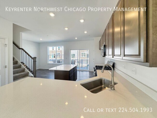 Building Photo - 12313 Tinsley St