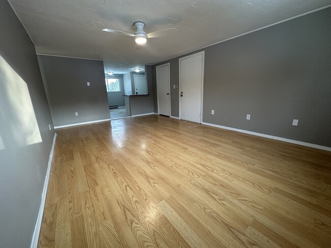 Building Photo - 10 Tideview Path