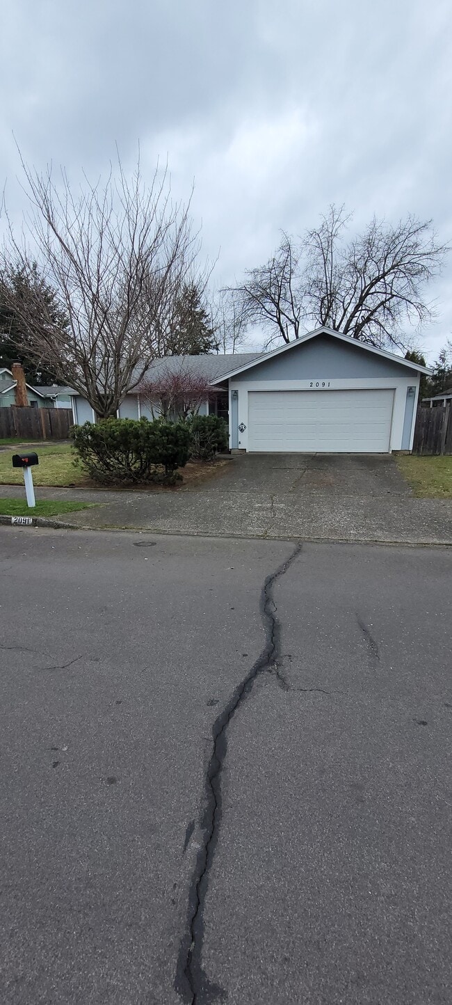 Building Photo - 2091 NE Liberty Ave