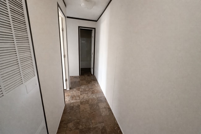 Building Photo - 266 S Birdsall Dr