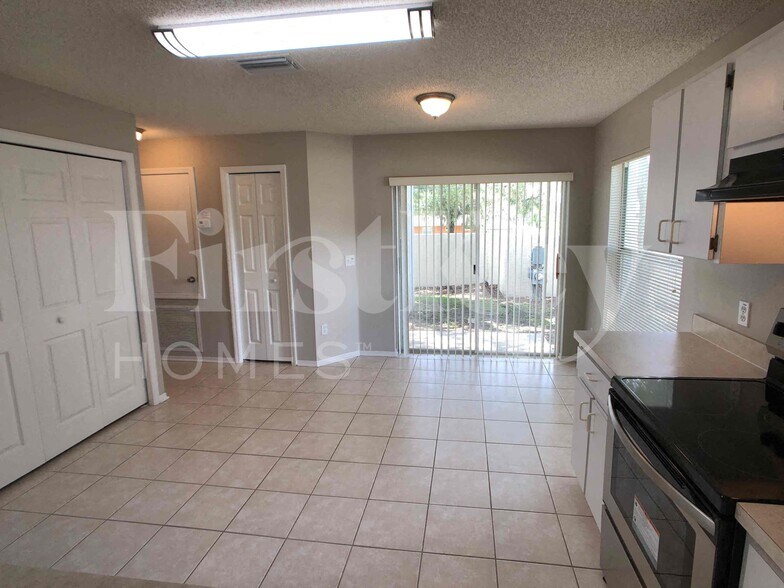 Building Photo - 9801 Morris Glen Way
