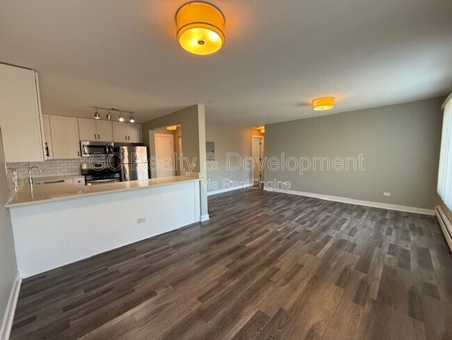 Building Photo - 800 Graceland Ave