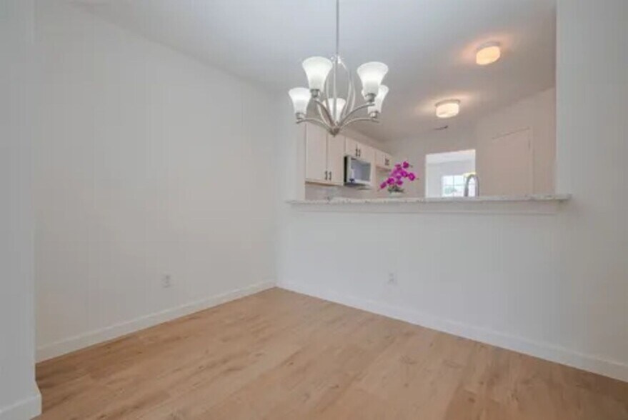 Building Photo - 10918 Linden Gate Dr