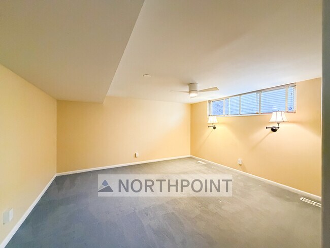 Building Photo - Midcentury Modern Masterpiece