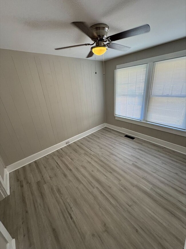 Building Photo - $350 off the first month's rent! Fully upd...