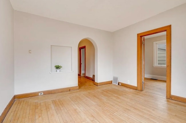 Building Photo - Camden Town