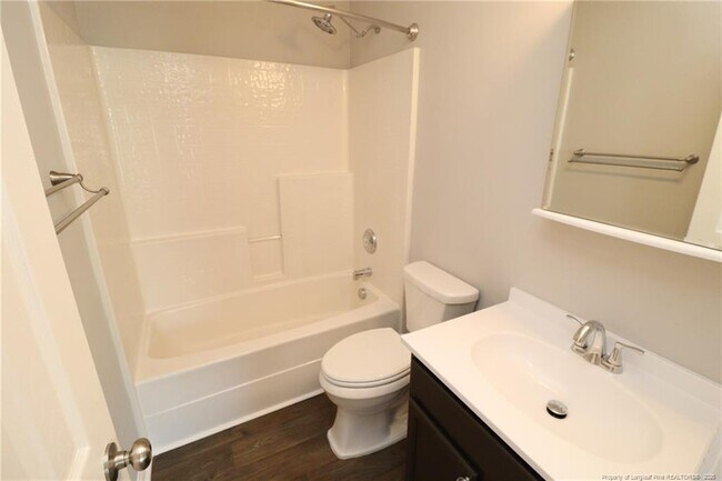Building Photo - 5112 Mabe Dr