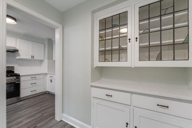 Building Photo - LaSalle