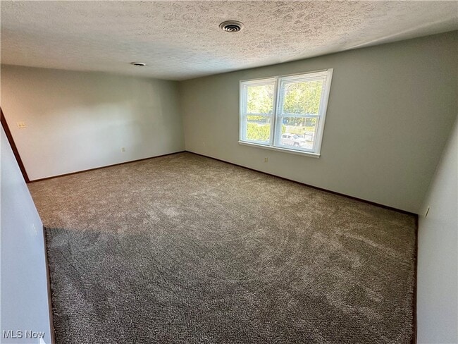 Building Photo - 4780 Pin Oak Dr