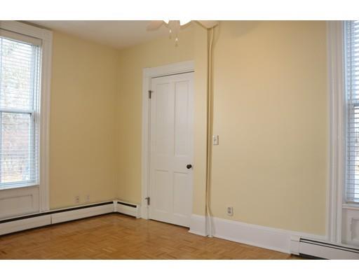 Building Photo - 219 Pond St