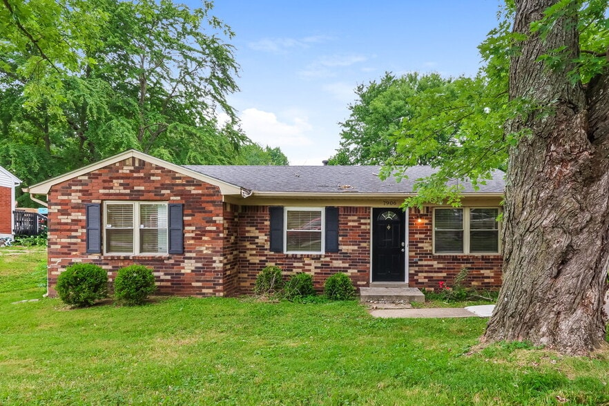 Primary Photo - 7906 Candleglow Ln