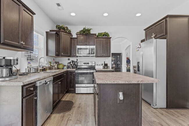 Building Photo - 326 Aquamarine Cir