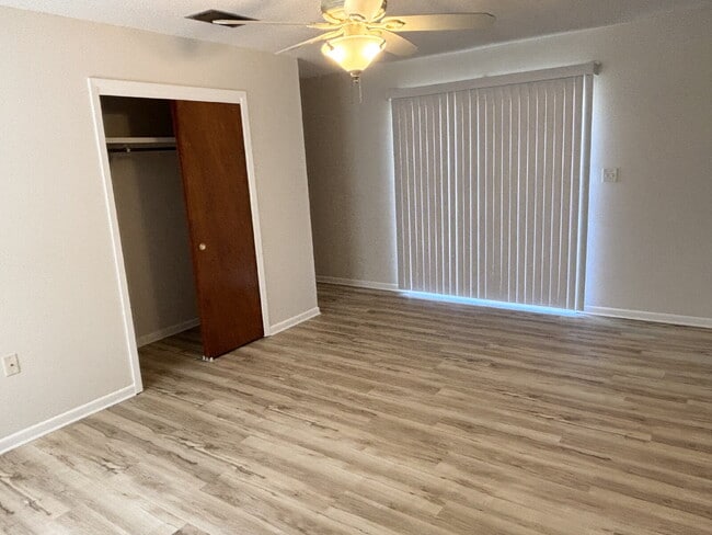 Building Photo - "Charming 3-Bedroom home in Mary Esther!"
