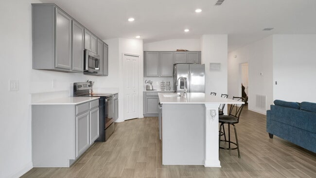 Building Photo - 5310 Preserve Blvd