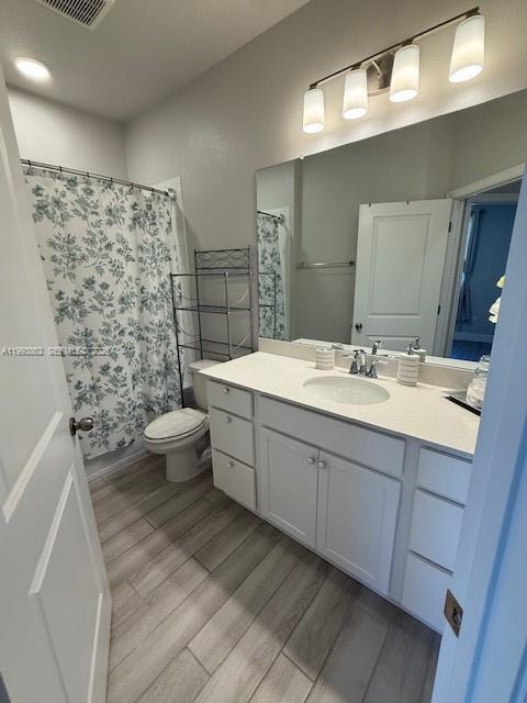 Building Photo - 9261 Gran Teatro Dr