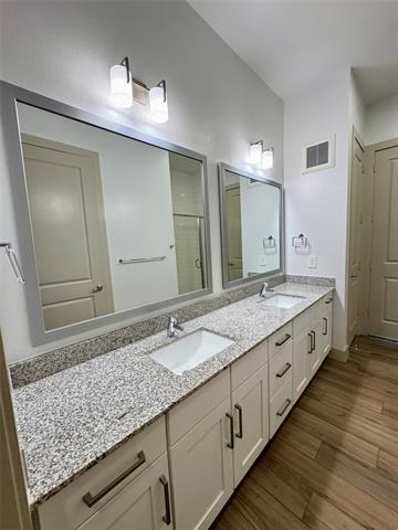 Building Photo - 4700 W Spring Creek Pkwy