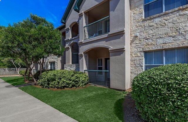 Brentwood Oaks Fredericksburg, TX Apartment Finder