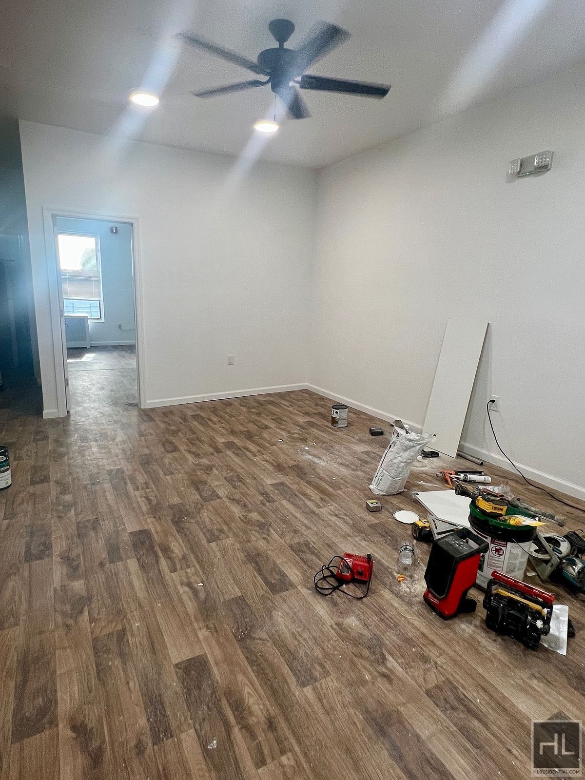 Building Photo - 3BR 1BA Sunny & Renovated w/ Shared Backyard In Flatbush