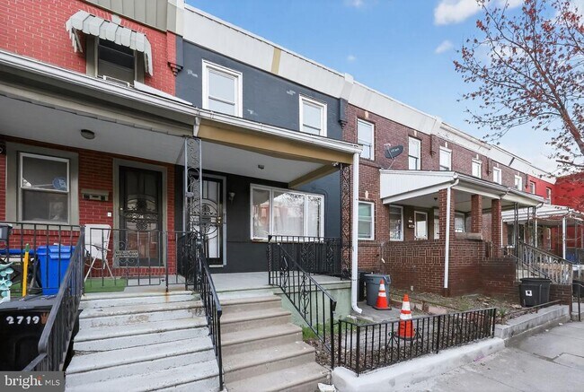 Building Photo - 2710 S Fairhill St