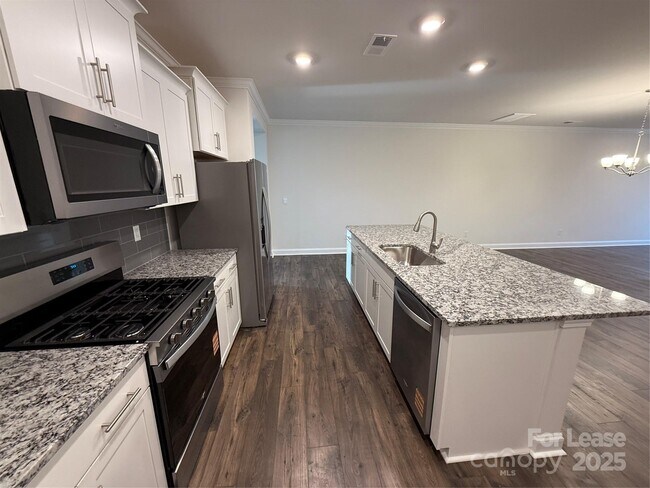 Building Photo - 4144 Steel Wy