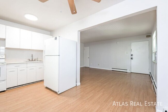 Building Photo - 9955 W 59th Pl