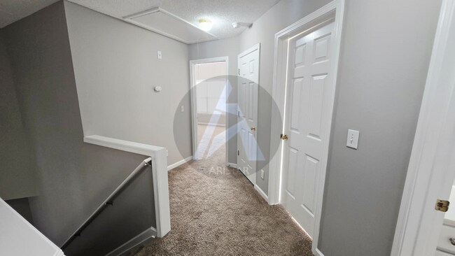 Building Photo - 2106 Clearvista Dr NW