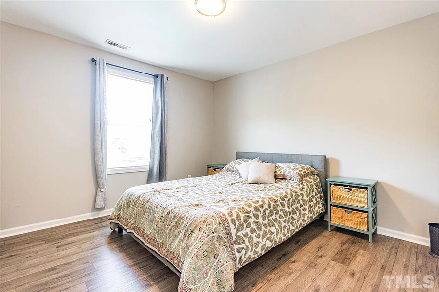 Bedroom 1 - 1950 Trailwood Heights Ln