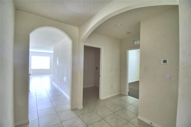Building Photo - 5628 Siltstone St