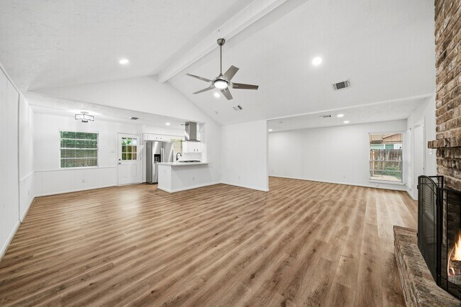 Building Photo - 12931 Westella Dr