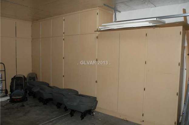 Building Photo - 10525 Silver Cholla Ct