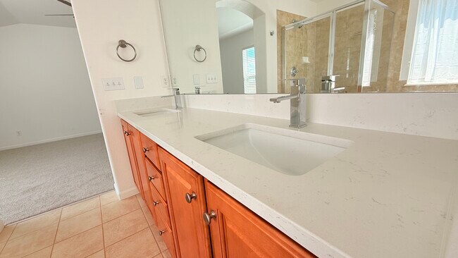 Building Photo - 8411 Briar Trace Dr