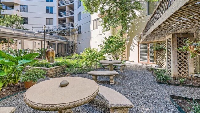 Building Photo - 3525 Sage Rd