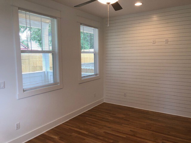 Downstairs bedroom (or office) with porch off the back - 6361 A Ivy St