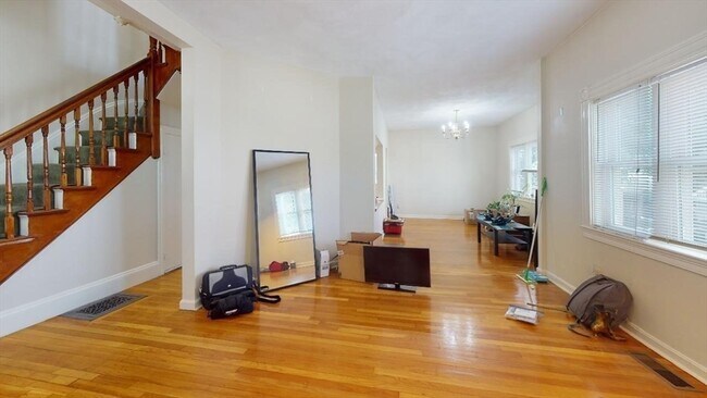 Building Photo - 111 Magoun Ave