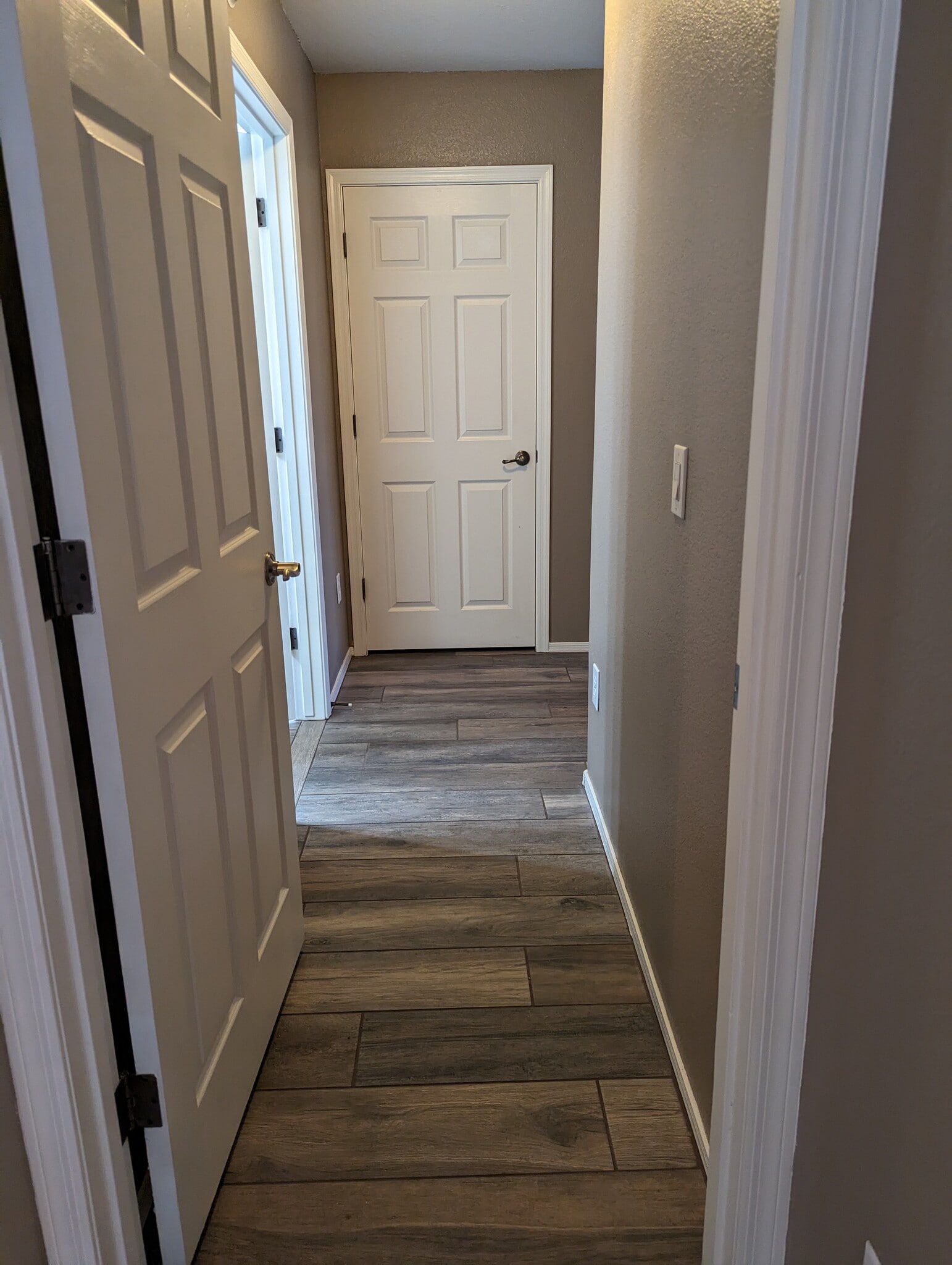 Building Photo - 4688 W Beeplant Way