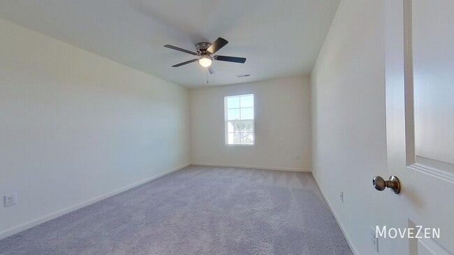 Building Photo - 813 Smokey Ridge Rd