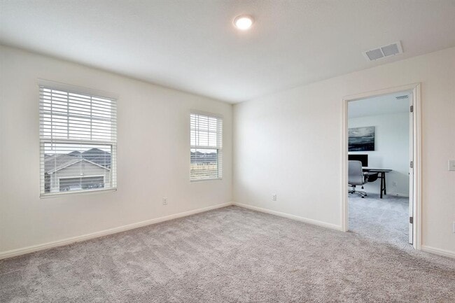 Building Photo - 414 Plateau St