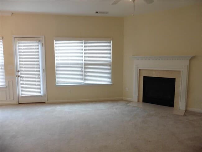 Building Photo - 3980 Isaac Ct