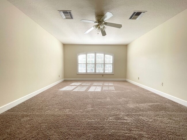 Building Photo - 1349 Whitney Isles Dr