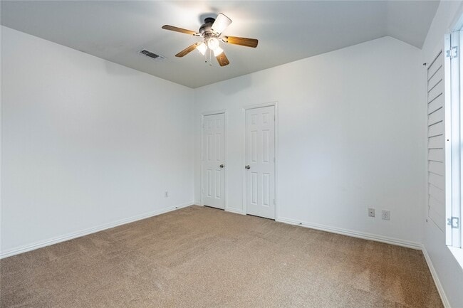 Building Photo - 3731 Charter Dr