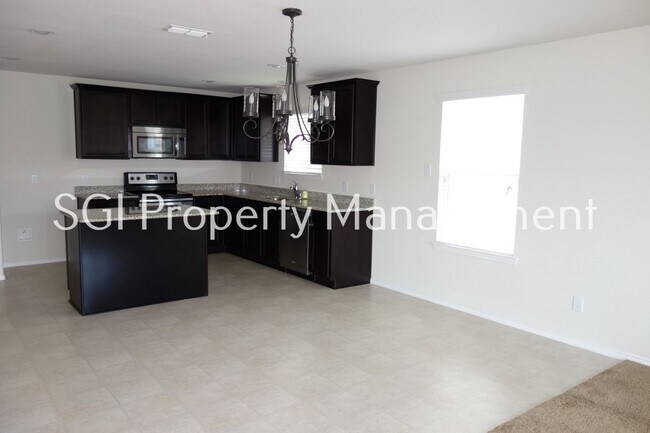 Building Photo - 824 Rivers Creek Ln